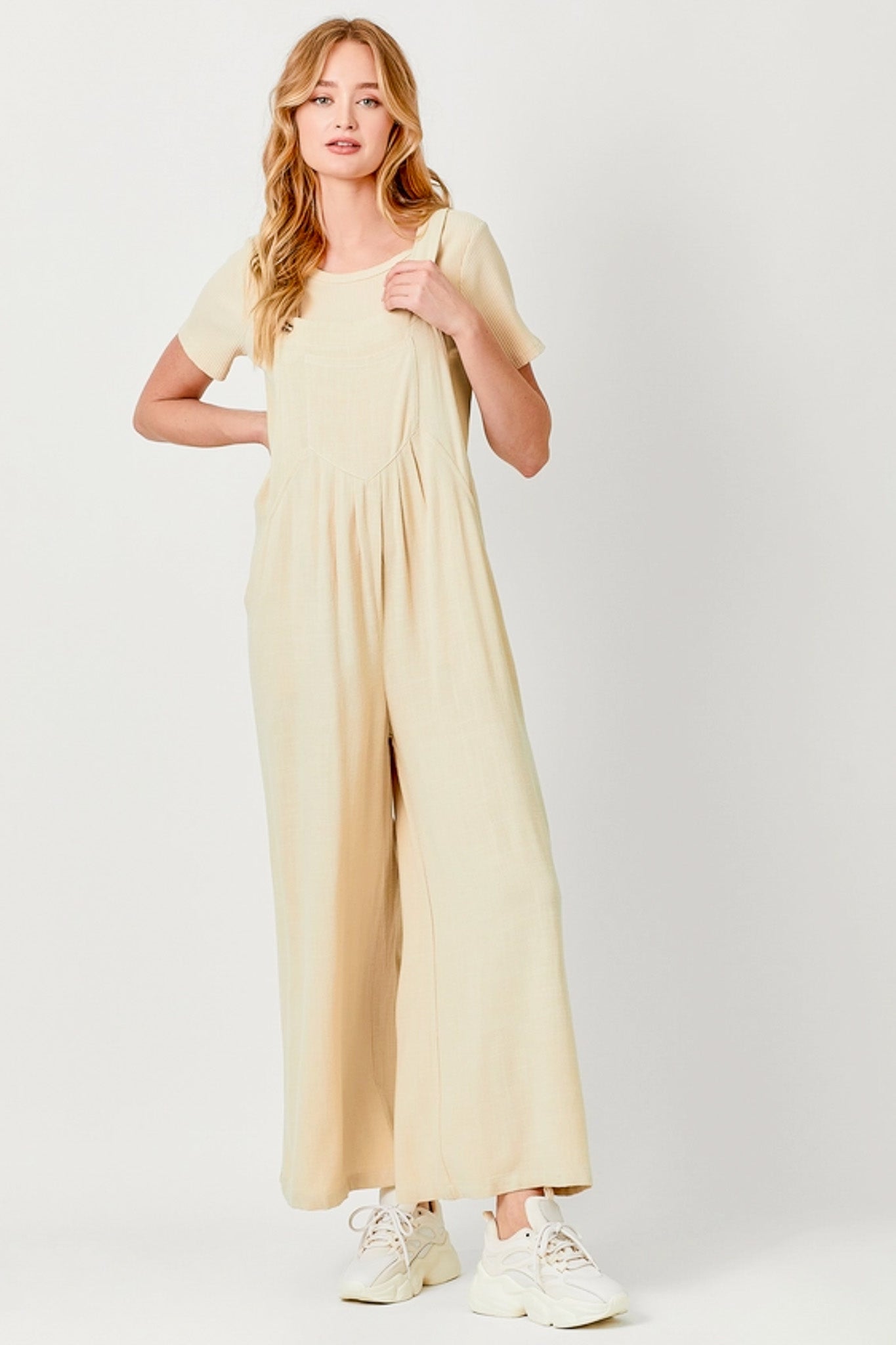 Wide leg jumpsuit