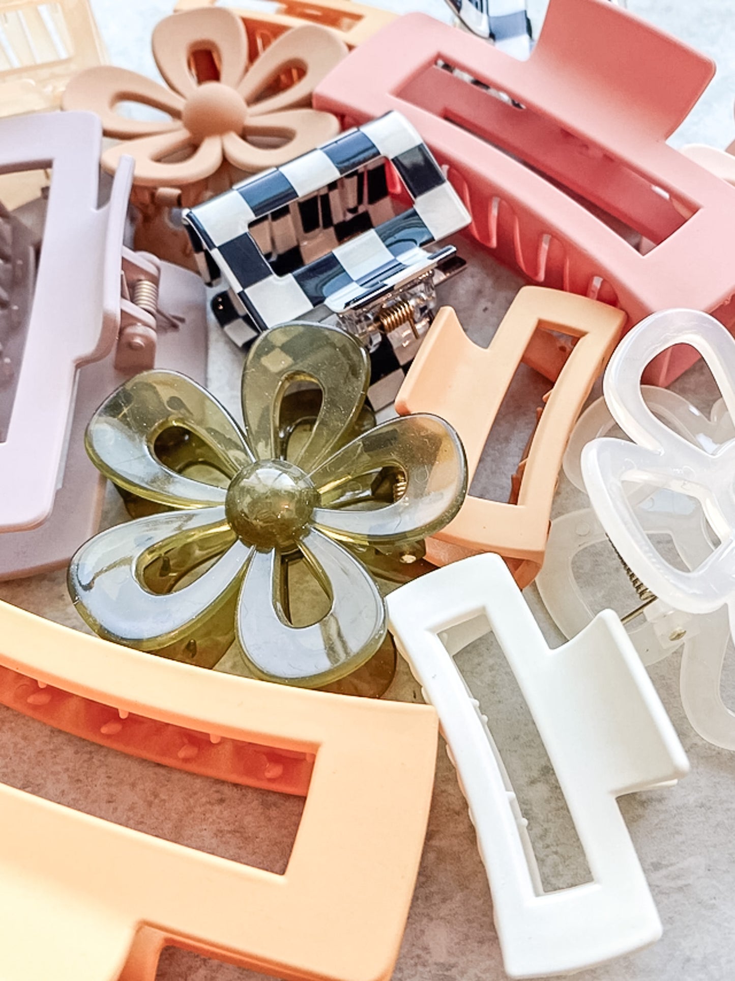 Assorted Hair Claw Clips