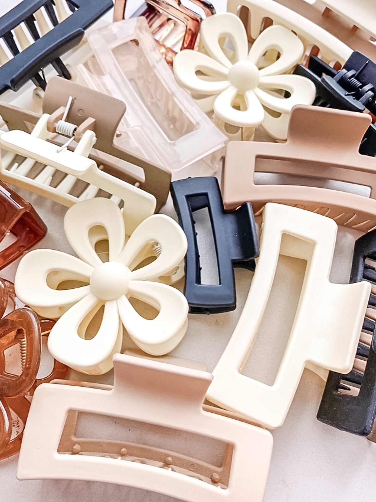 Assorted Hair Claw Clips